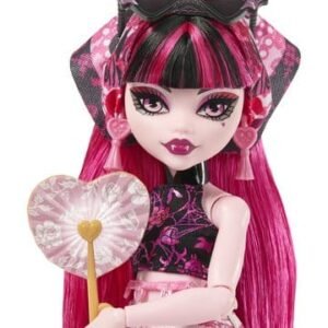 Monster High Skulltimate Secrets Muñeca Destination: Gore-geous Oasis - Draculaura